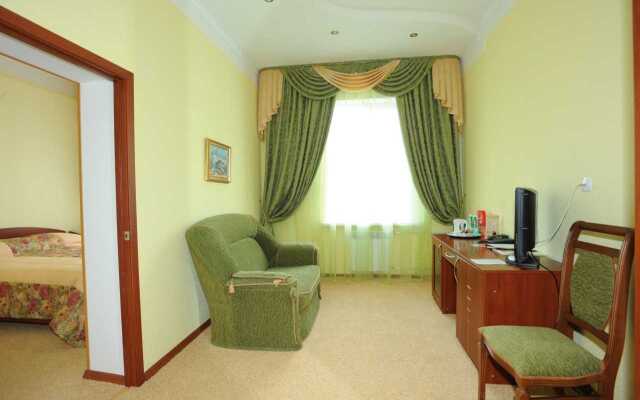 Старый двор