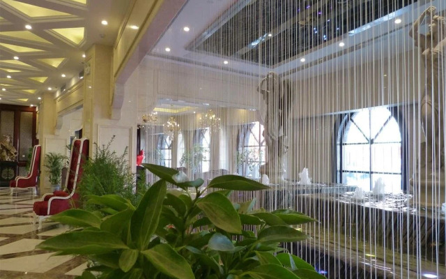 Tianzhu Mountain Buckingham Palace Hotel