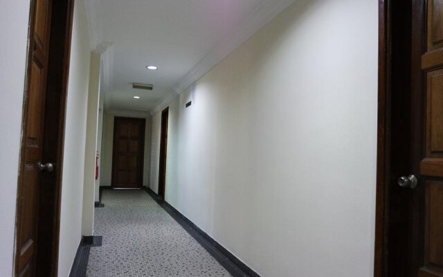 New Caspian Hotel