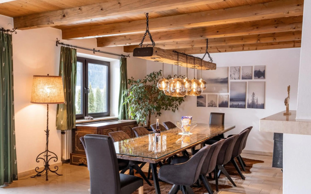 Exclusive Villa Tirol