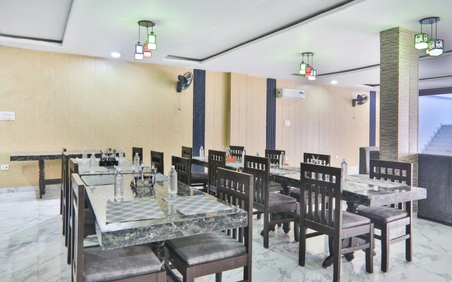 FabHotel Lucknow Inn