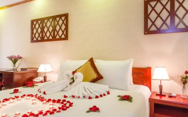 Bach Duong Hotel