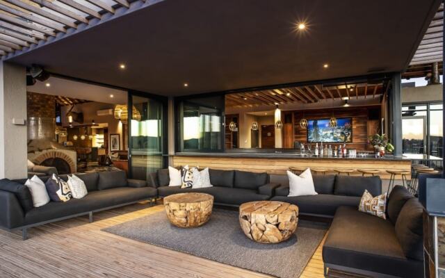 Ingwe Lodge