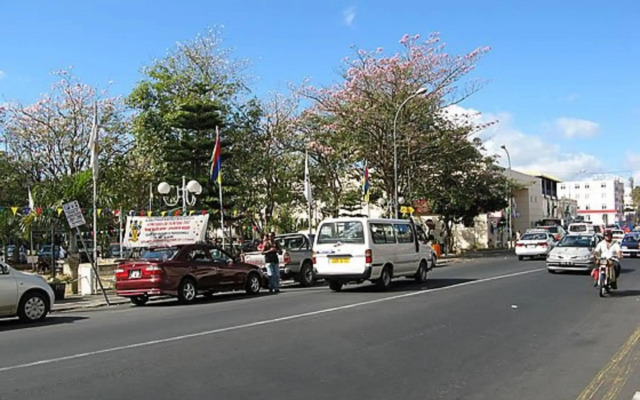Gold Crest Hotel