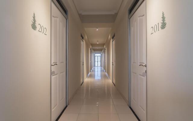 RedDoorz Plus @ Bagusrangin Street