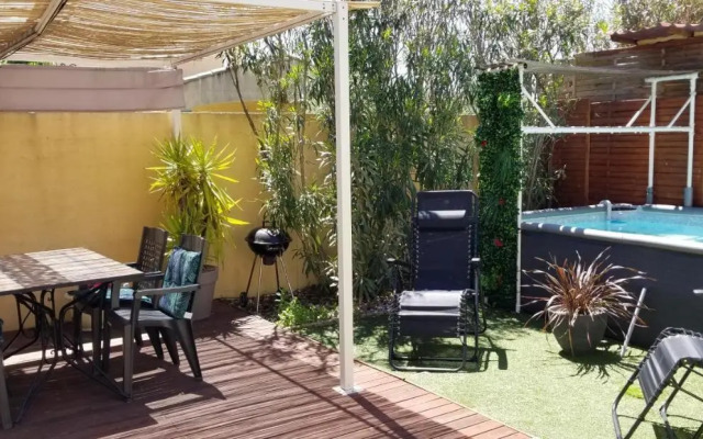 Maison neuve avec jardin au calme