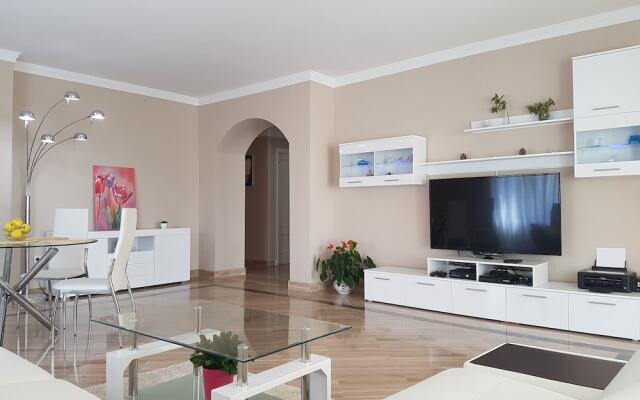 Bahia de Marbella apartment