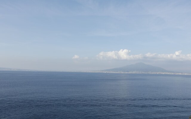 Il Riccio di Sole at two Minutes to Sorrento