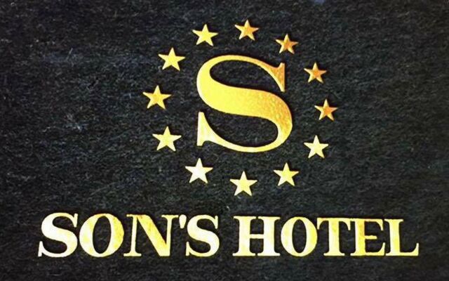 Son's Hotel