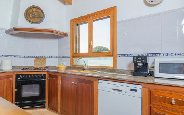 Es Palmer in Campos With 4 Bedrooms and 3 Bathrooms