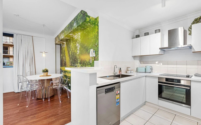 Bespoke East Perth - Sleeps 2 - Superior Wifi
