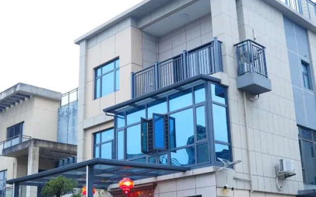 Huitang Town Yiquan Yiyuan Hot Spring Homestay