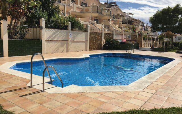 Modern 2 Bedroom Holiday Home