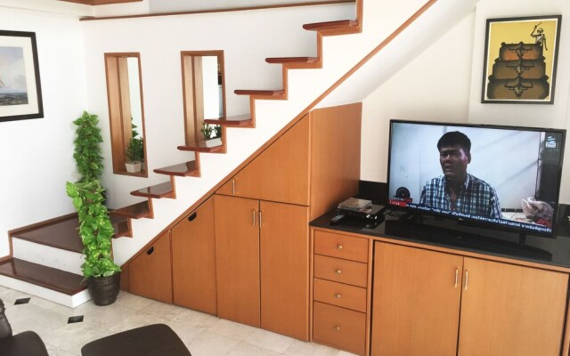 Galare Thong Tower Apartment & Condominium