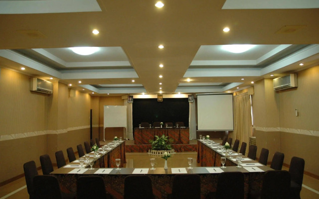 Riyadi Palace Hotel