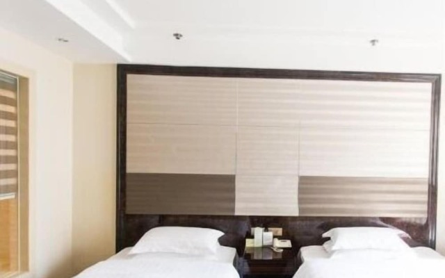 Huadong International Business Hotel