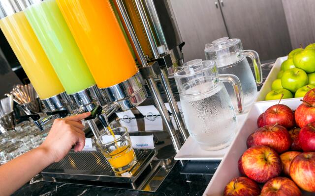 Holiday Inn Express Jakarta Wahid Hasyim by IHG