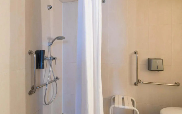 B&B Hotel Orléans Ouest la Chapelle-Saint-Mesmin
