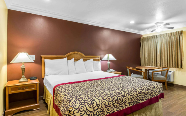 Rodeway Inn Cypress - Buena Park