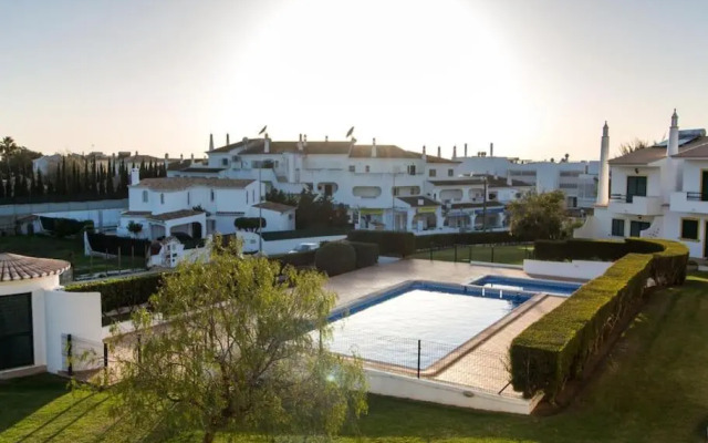 Villa Jóia da Galé by Stay-ici, Algarve Holiday Rental