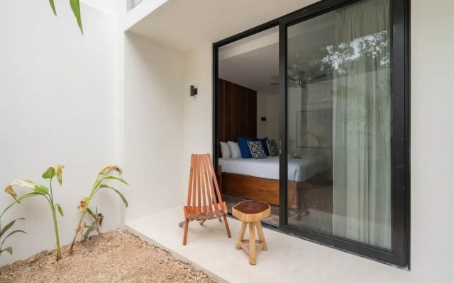 Karanda by Beach Please Tulum