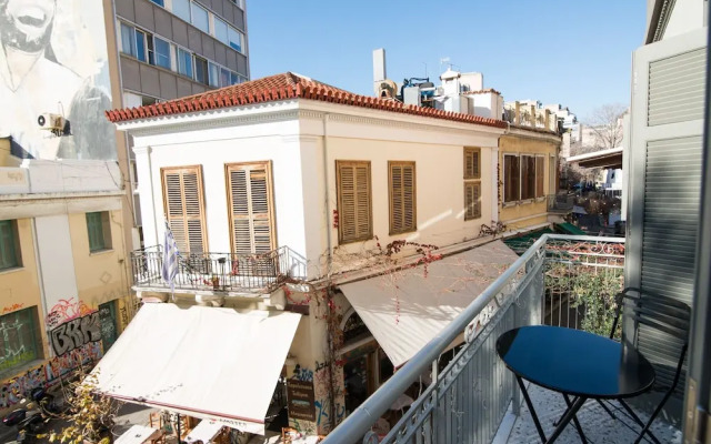 Ederlezi Zoubourlou Aparthotel