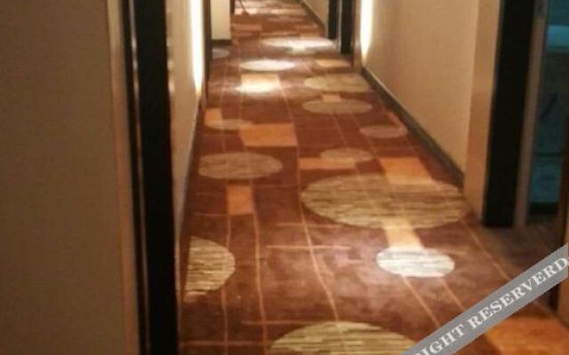 Cabin Hotel (Shapu Branch, Guangzhou)