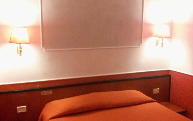 Center 1&2&3 Hotel