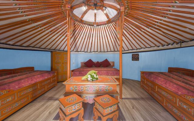 DéfiPlanet' à Dienné - Hébergements insolites