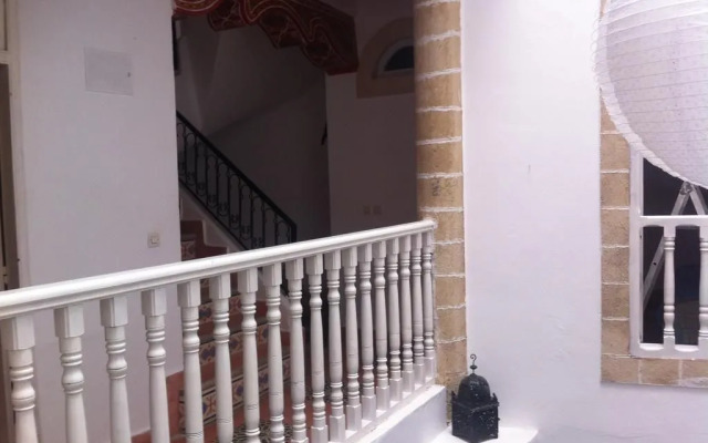 Riad Lalla Zina