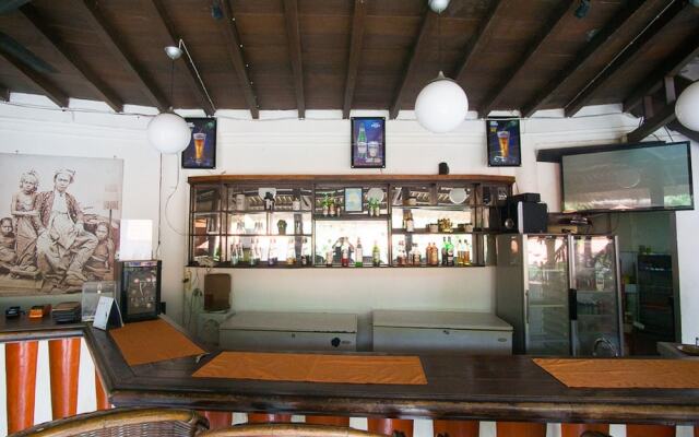 Formerly RedDoorz Premium near Senggigi Beach