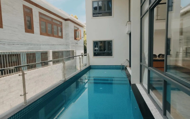 Camellia Family Suites