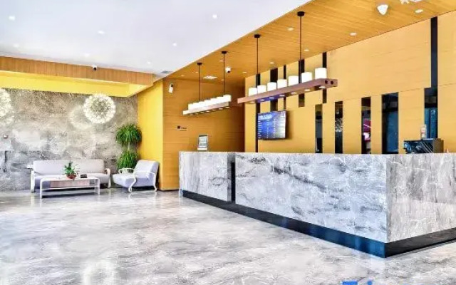 Luoyang Bokehui International Hotel (Longmen High-speed Railway Station Sports Center)