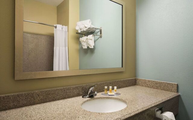 Horizon Inn & Suites - Pearsall