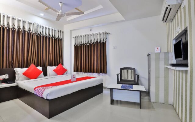 OYO 2656 Hotel Sunstar