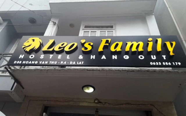 Leos Family Hostel  Hangout