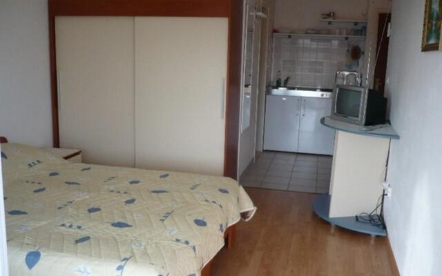 Studio Apartment A3