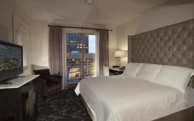 International House Hotel