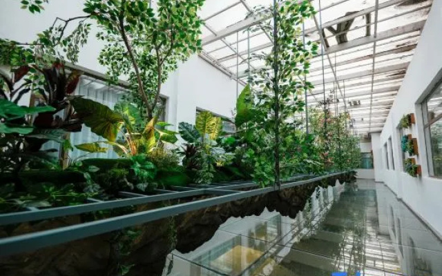 Fanhua Theme Hotel