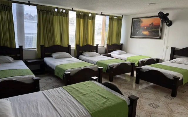Hotel Inambu