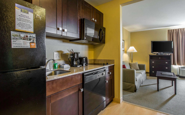 MainStay Suites Jacksonville near Camp Lejeune