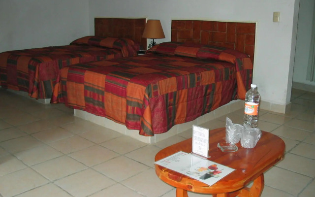 Best Night La Laguna Hotel