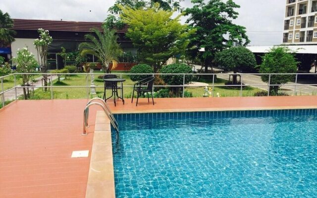 Grand Holiday Residence