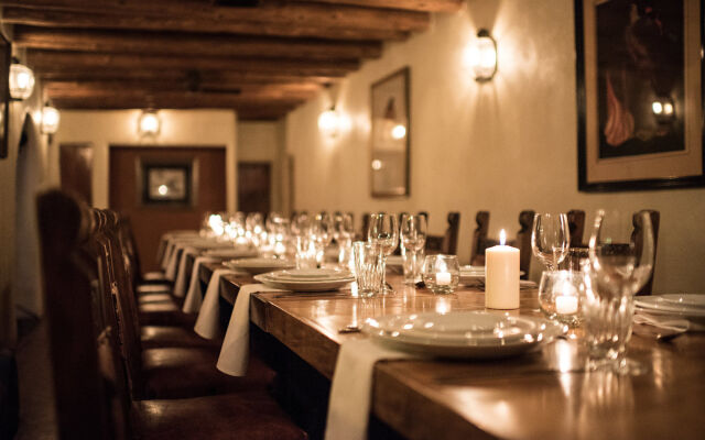 Sagebrush Inn & Suites