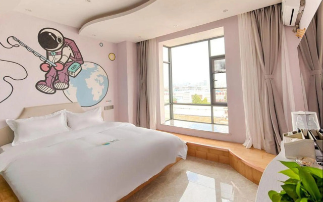 Mengyoung Hotel (Kunming Yunda West Road)