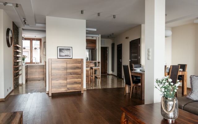 Penthouse Panorama by Loft Affair