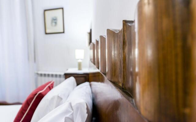 Vicolo dell'Aquila- Residenze Romanae