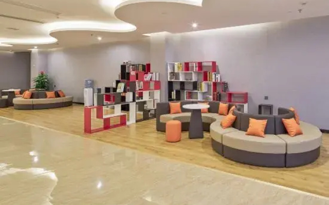 Ousiman   Hotel