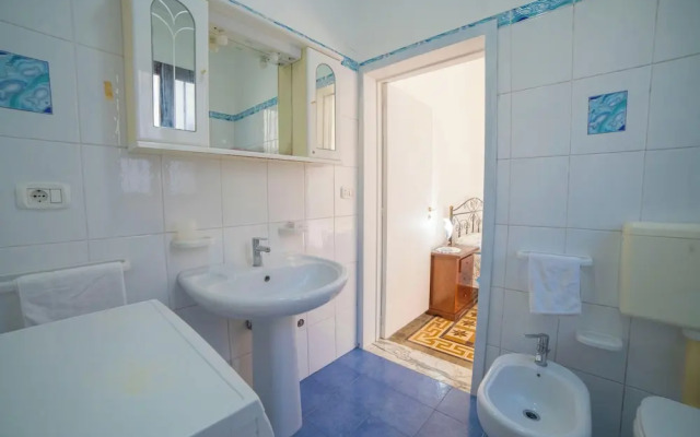 Marisole House With Sea View