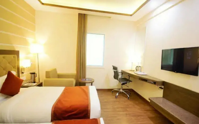 OYO Premium Shahibaug Airport Road